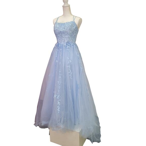 Sold - Picture 1 of 14